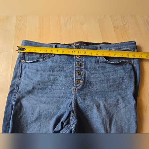 Torrid Premium Sky High Skinny Jeans Size 24 Regular - Picture 9 of 14